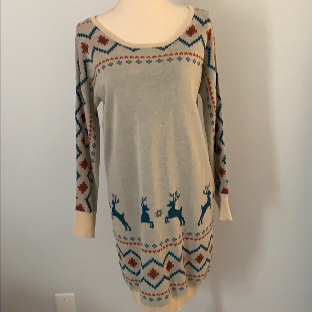 Fun holiday knit dress. NWT